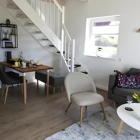 Holiday home Helgohuus *