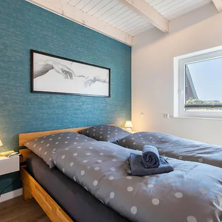 Helgohuus * Woehrden